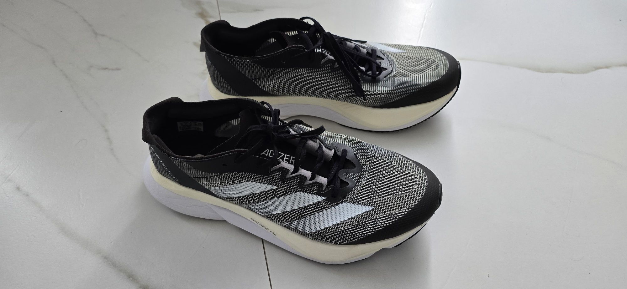 Adidas Adizero Boston 12 ca noi