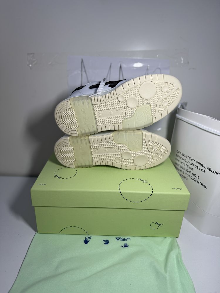 Adidași/Sneakers OFF-WHITE Out Of Office Low Black and white special