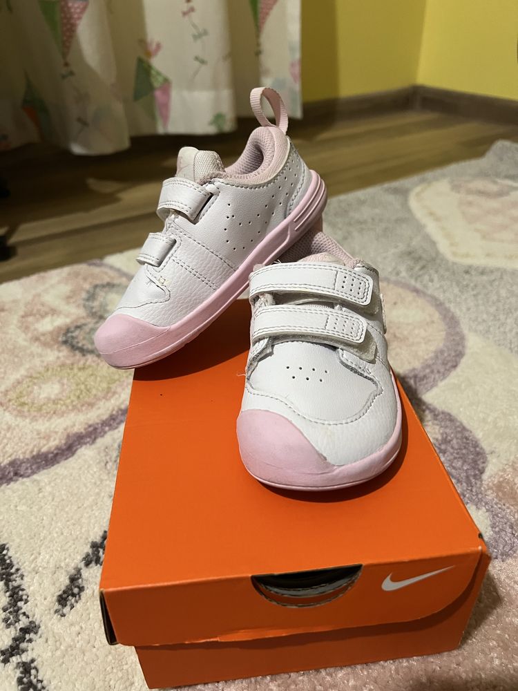 Nike Pico 5 - 23,5