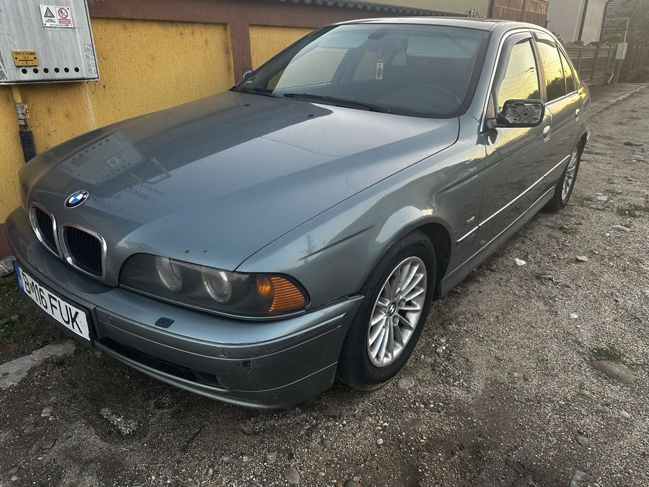 Vând  BMW e39 2.0i automat.