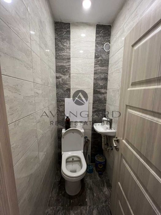 Продава се Тристаен апартамент в Пловдив, Кършияка - 86 кв.м за 1768 €/кв.м - Снимка #8