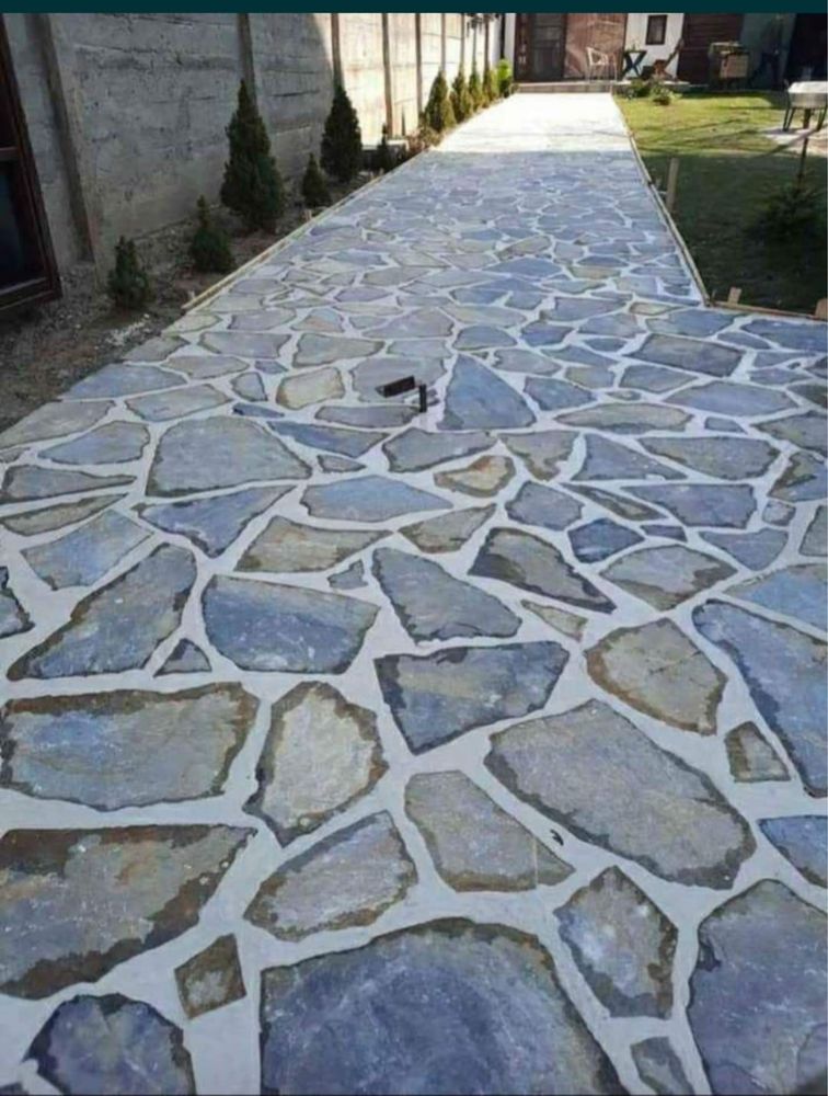 Piatra naturala de munte si montaj