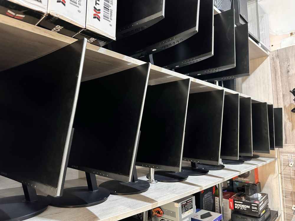 Immer 24" 75hz Curved Manitor
