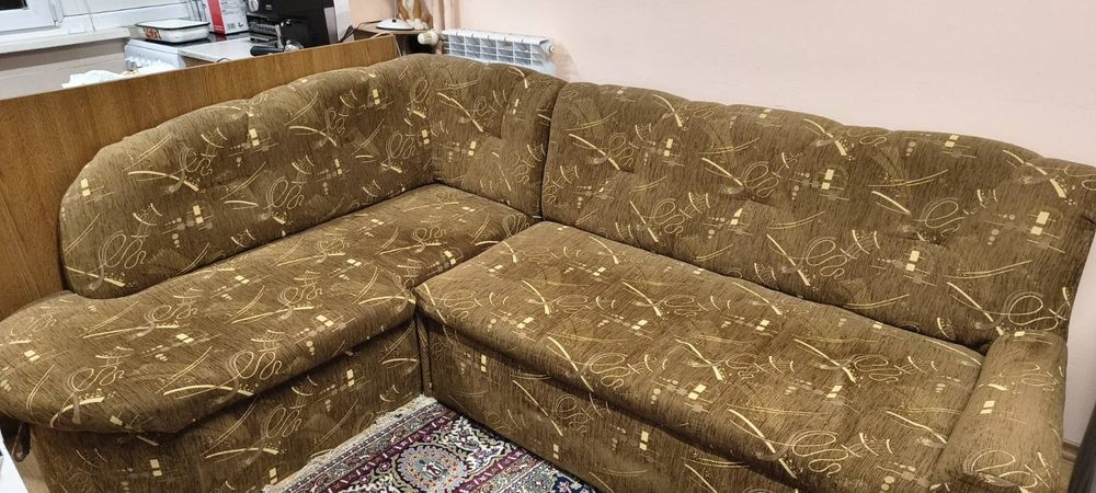 Продава Ъглов кухненски диван