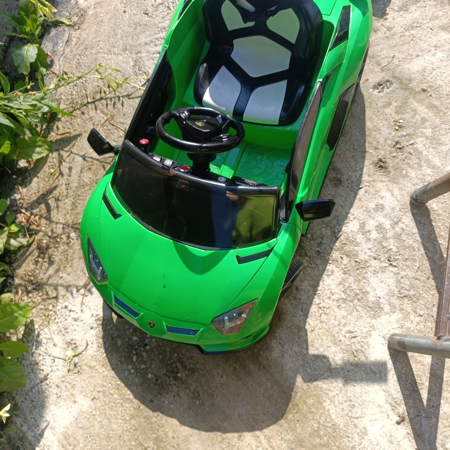 Mașinuță electrica lambo