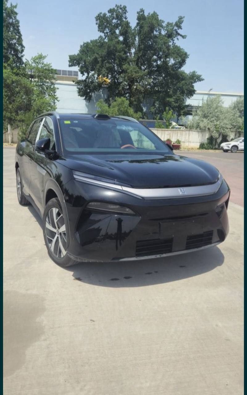 Byd Tang L Flagship