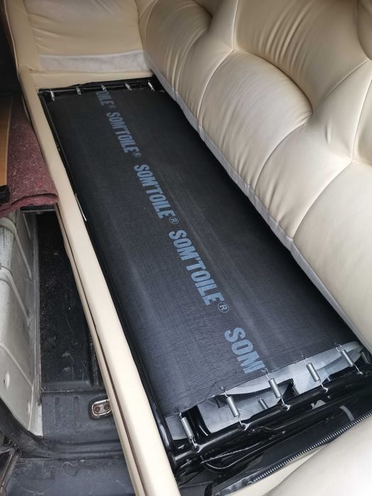 Кожен диван Варна