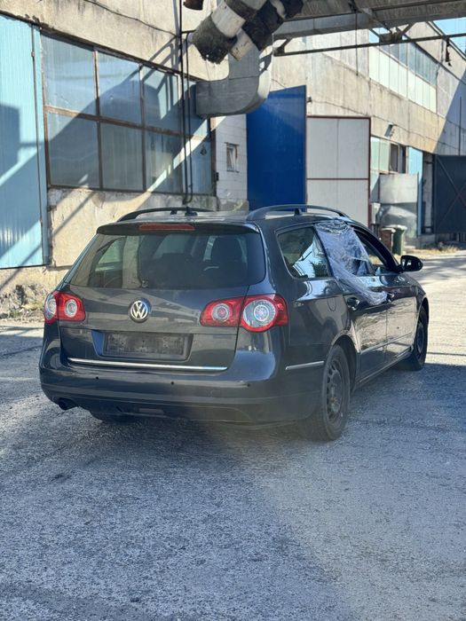 Dezmembrez passat b6