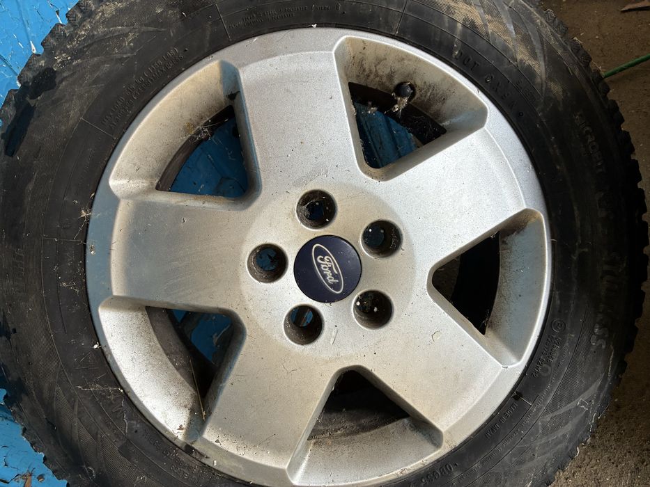 Jante Ford Focus cu anvelope MS