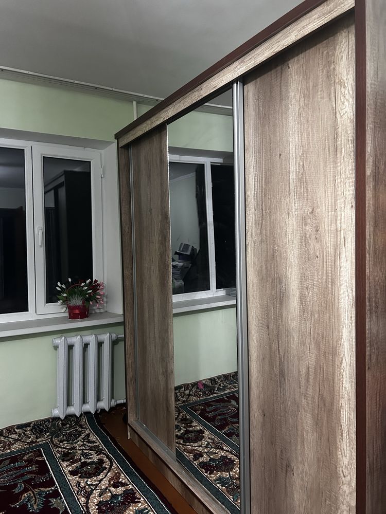 Кийим учун шкаф сотилади Продаётся шкаф