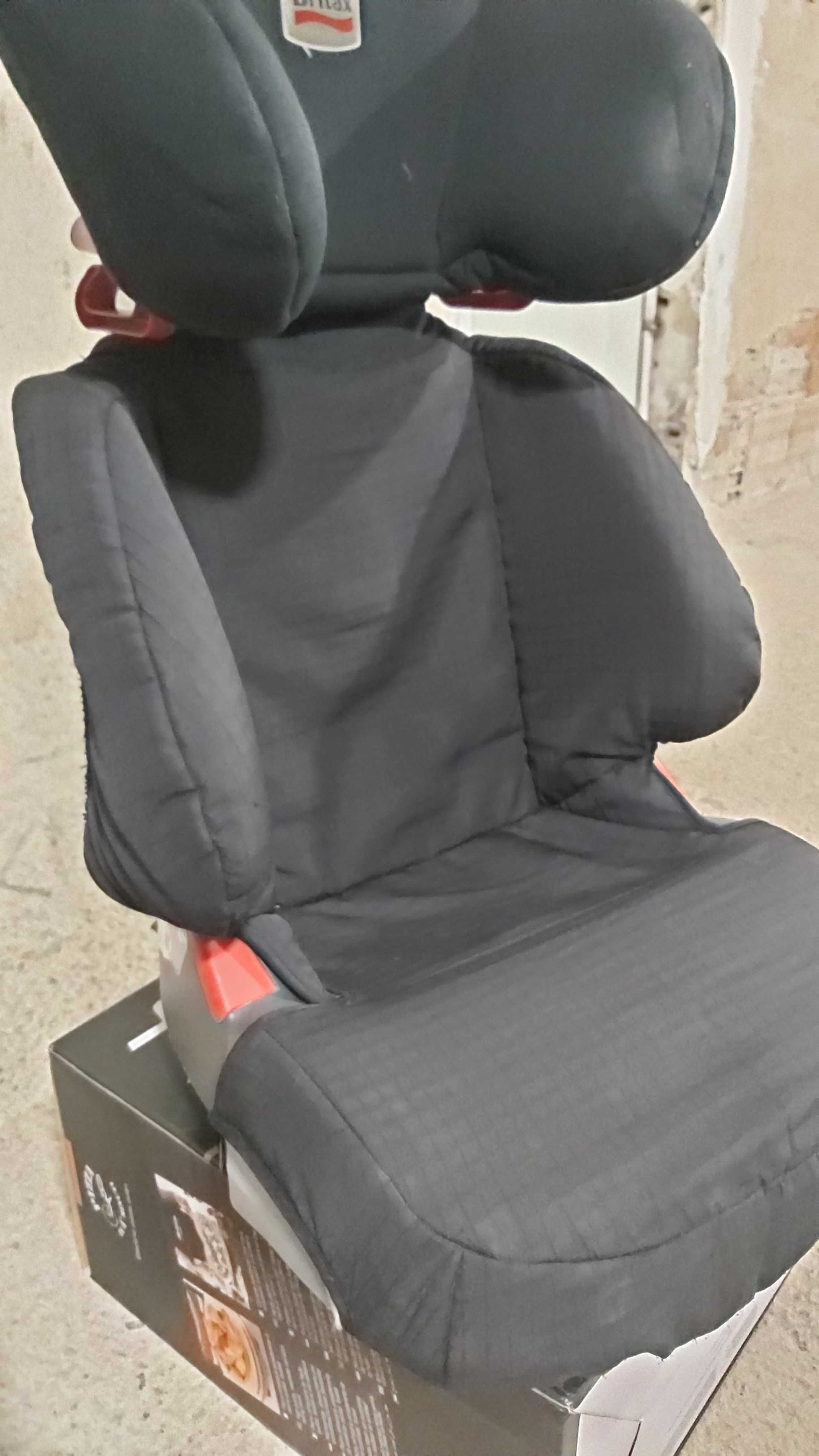 Столче за кола Britax за ученици, 10-12 години (до 36кг)