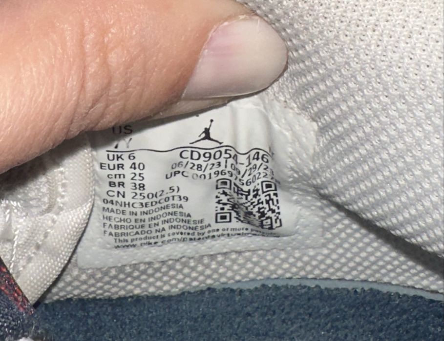 Adidasi ghete Air Jordan originali nr 40