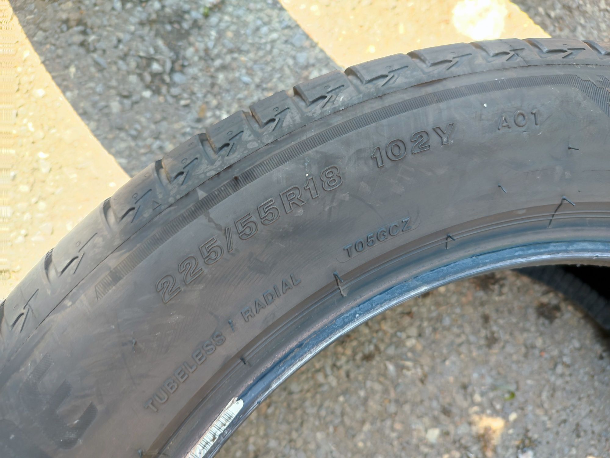 225/55/18" 2броя Bridgestone turanza 005,dot1722,7mm