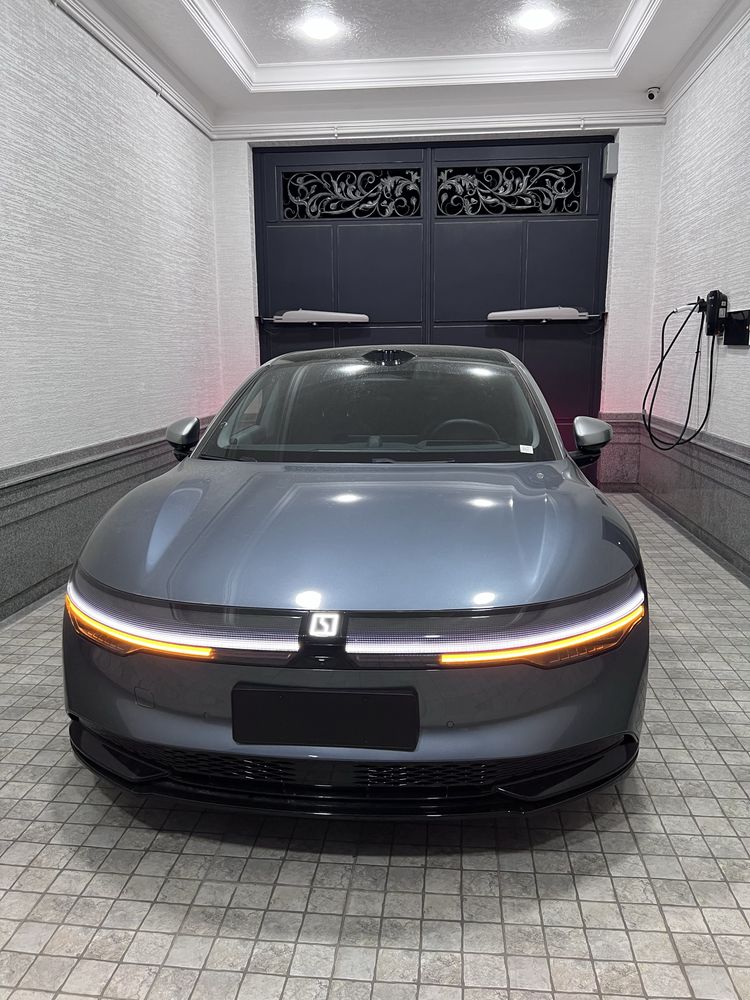 Zeekr 007, 4WD Intelligent Driving Edition 100 кВт·ч, 2023