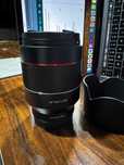Объектив Samyang 50mm f1.4 
E-mount с автофокусом