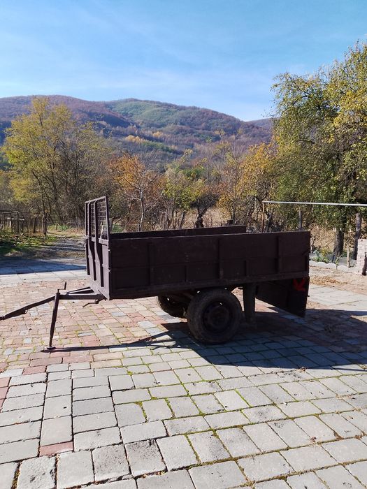 Remorcă de vânzare