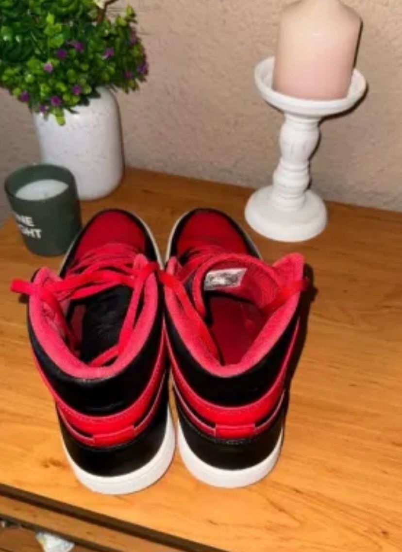 Nike Jordan 1 Mid Alternate Bred 43