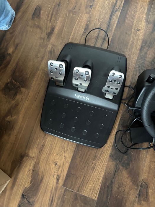 Volan logitech g29
