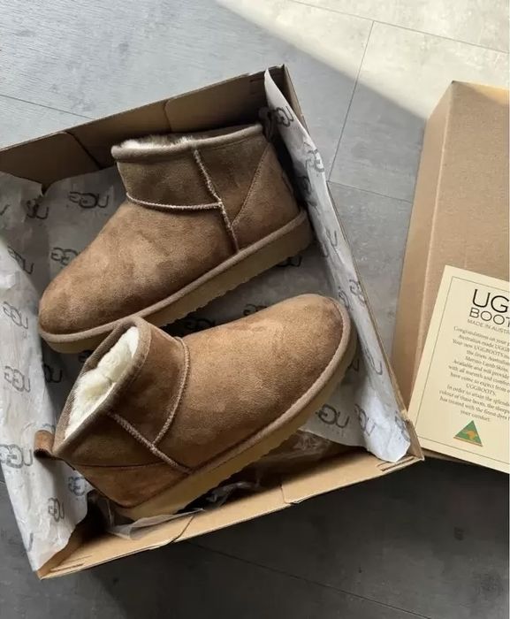 UGG Classic Ultra Mini Sahra размер 39