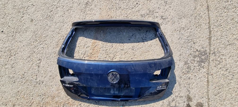 Vand haion portbagaj VW Passat B7