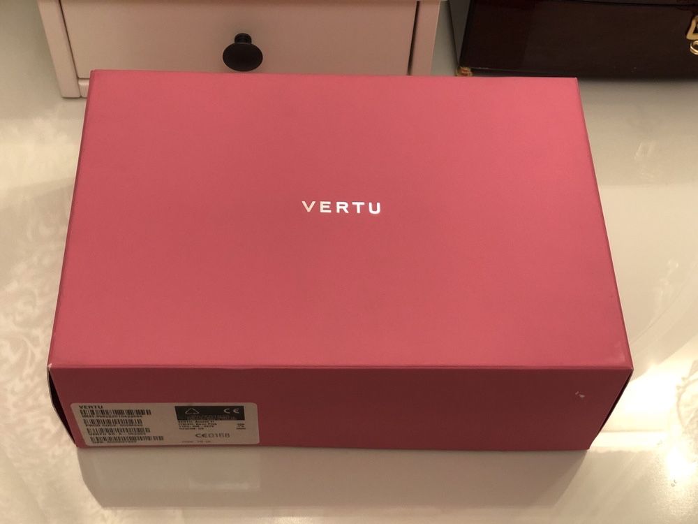 Vertu Ascent ti Neon Pink