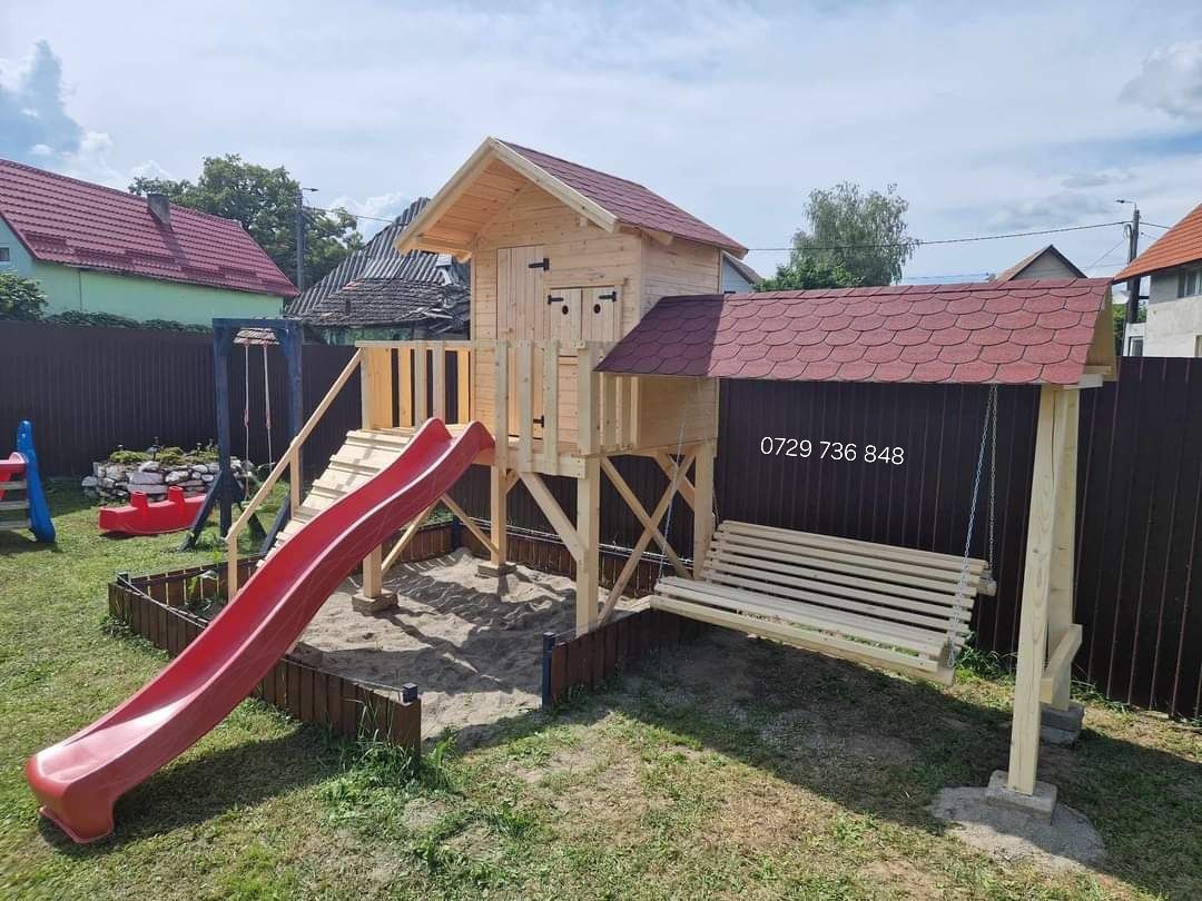 Căsuța  spațiu loc de joaca pentru copii leagăn topogan lemn