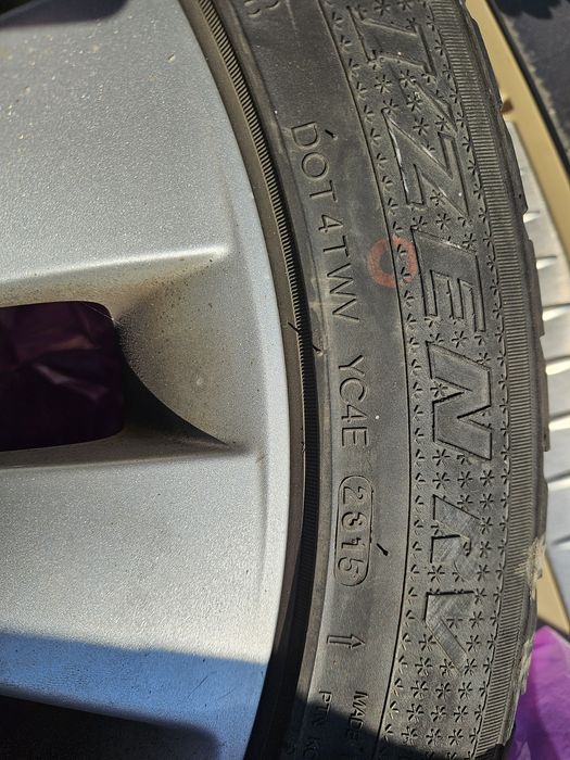 Anvelope de iarna Kumho 235 50 18