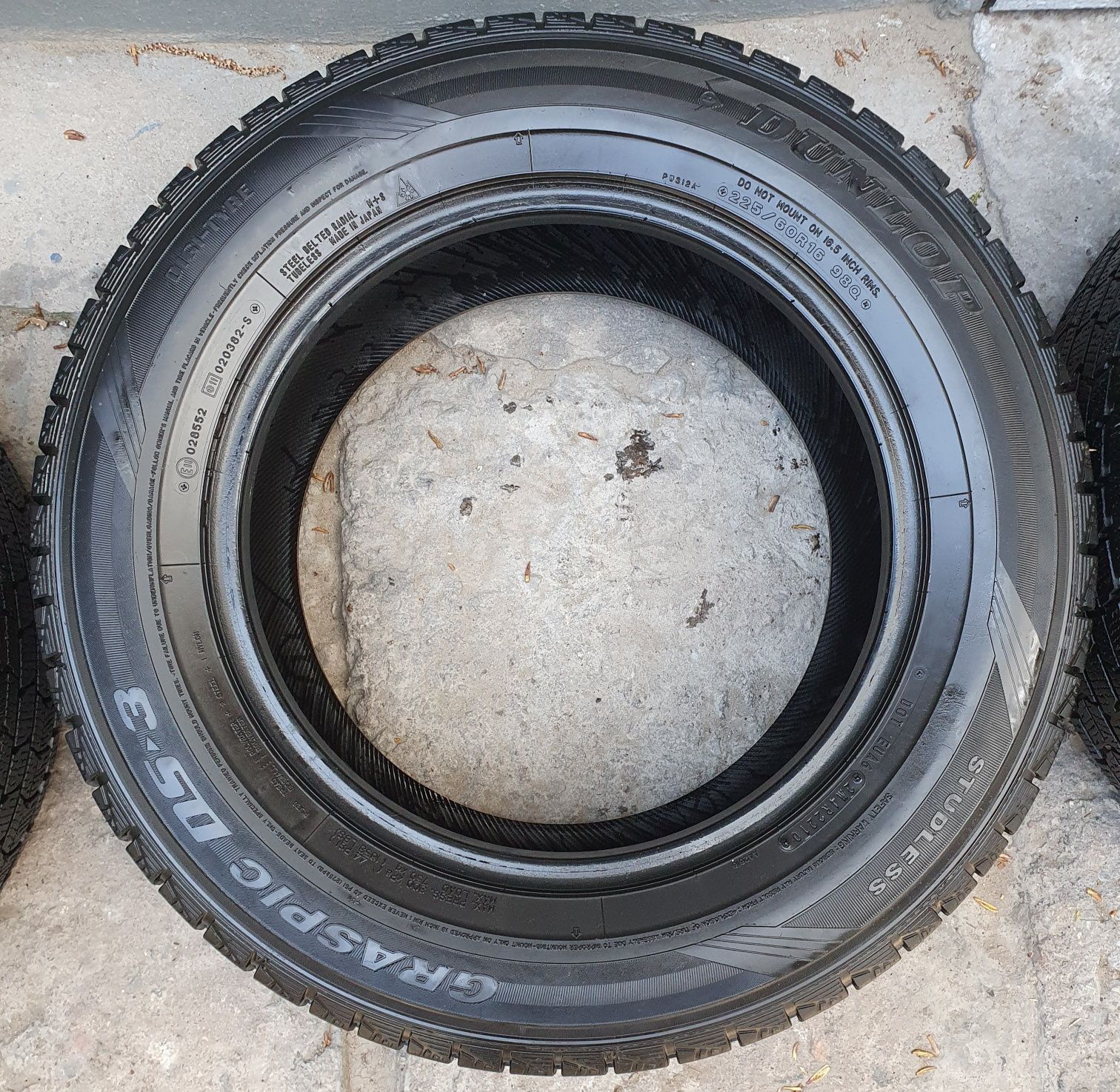 Резина зимняя DUNLOP GRASPIC DS-3 225/60 R 16