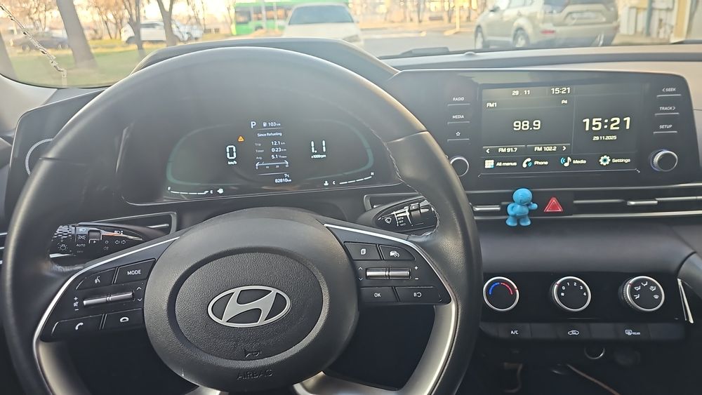 Хуйндай элантра в аренду под такси