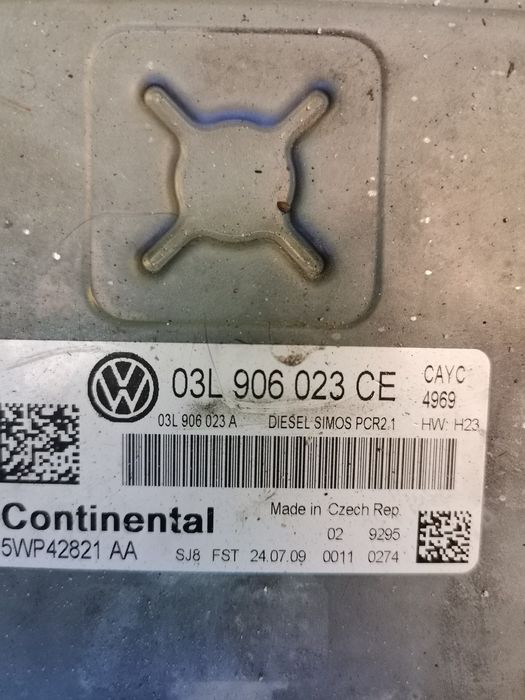 Calculatoare motor vw skoda 1.6 CAYC