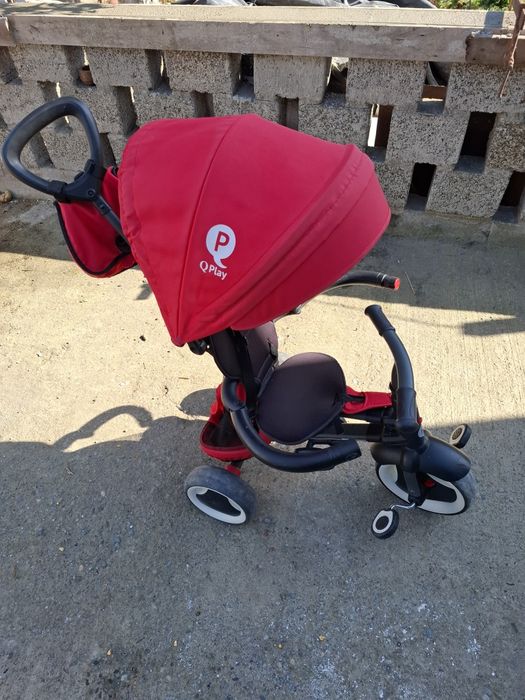 tricicleta.E aproape nouă fără defecte.