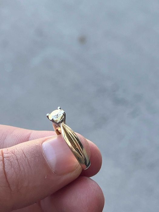 Inel Aur 14k cu Diamant Natural Central 0.73 Carate