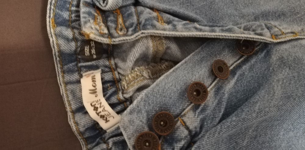 Blugi de firma pt fete 12-14 ani