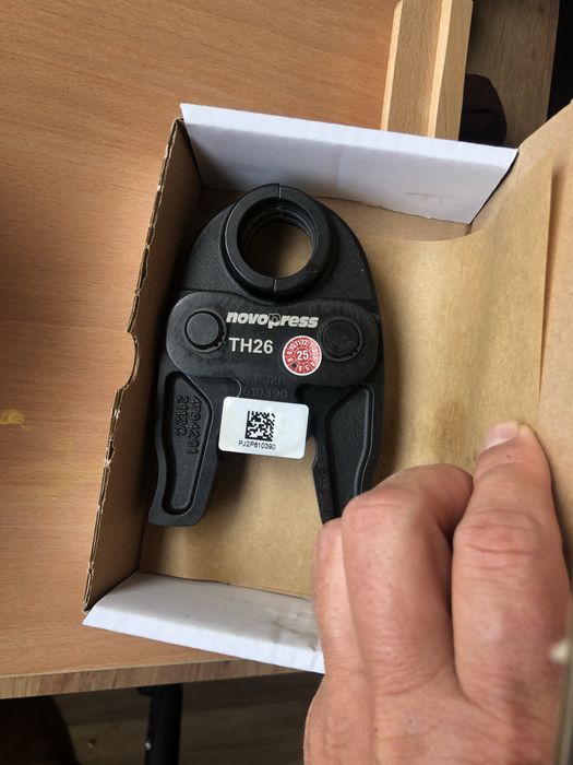 Vând clești de presare pentru orice sistem.