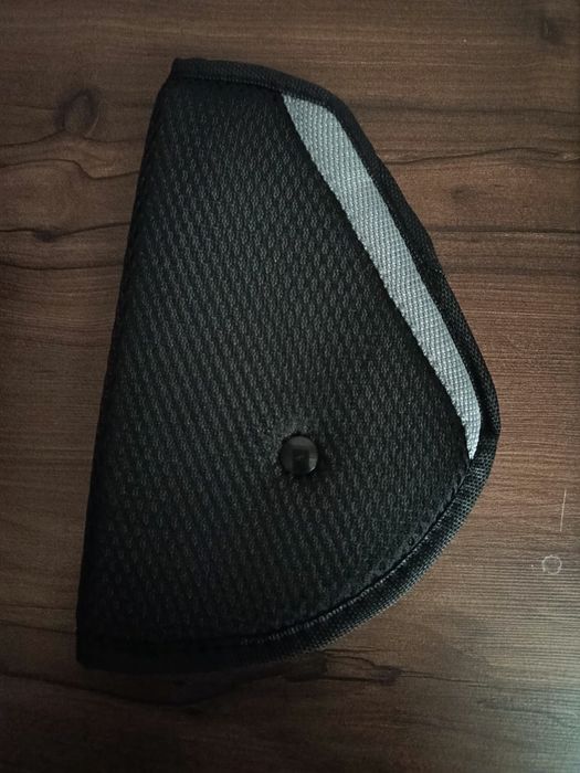 Продам адаптор для ремня безопасности