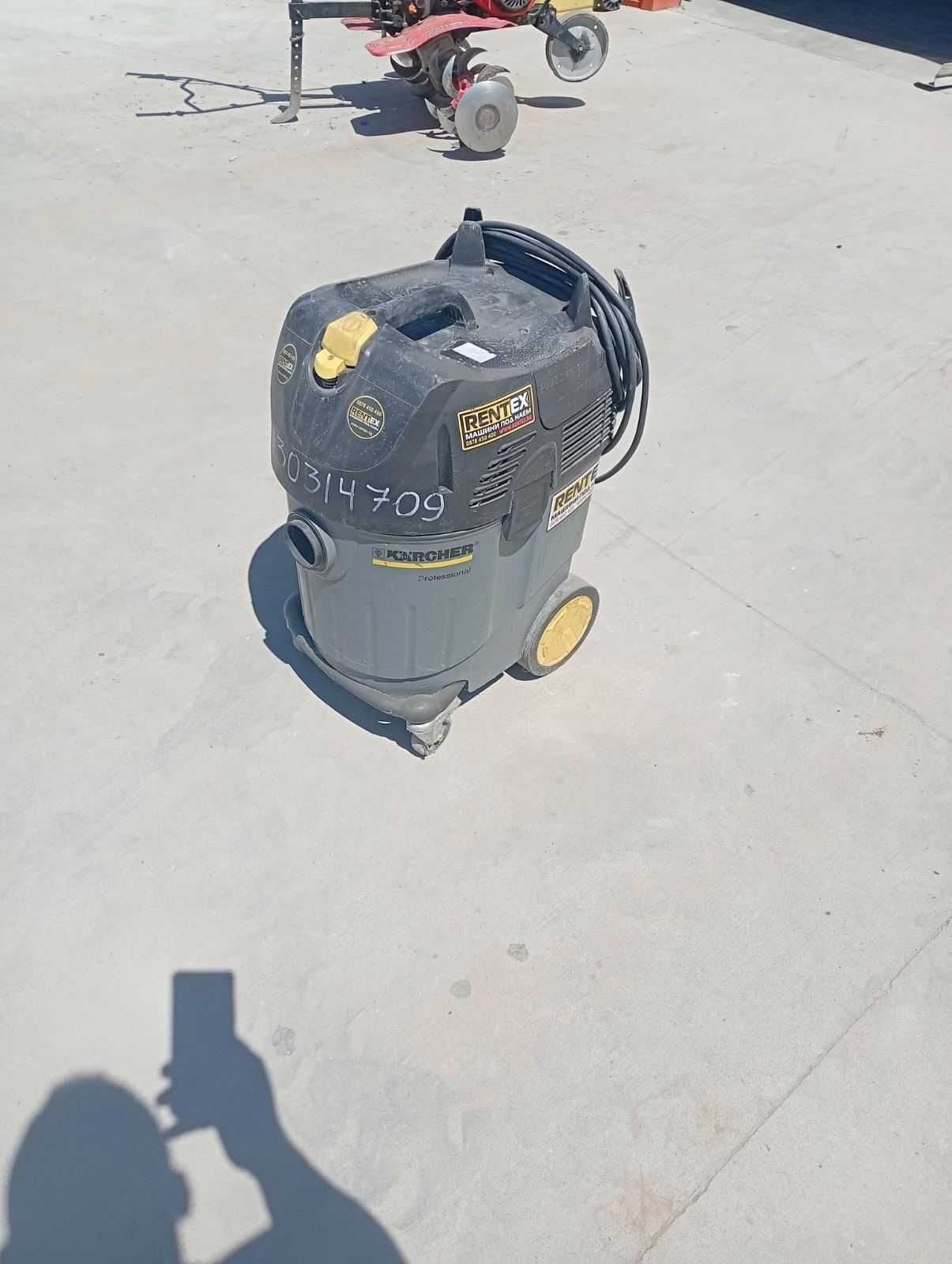 Прахосмукачка за сухо и мокро почистване  Karcher NT 35/1 2008
