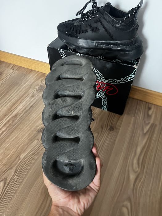 Versace chain reaction tripple black