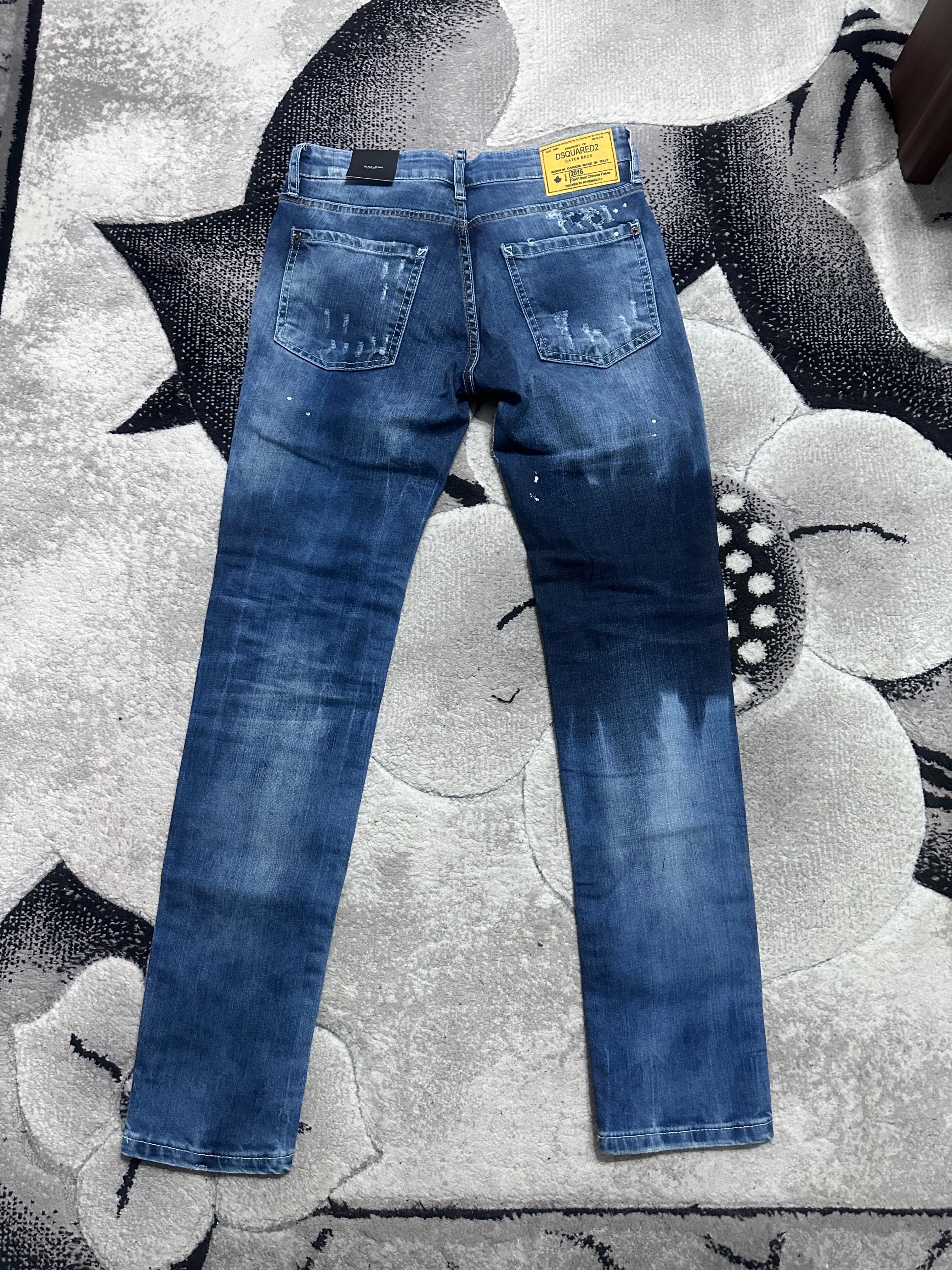 Мъжки дънки на Dsquared