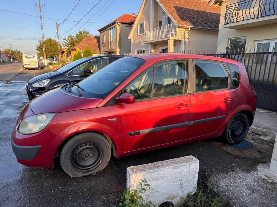 Vand renault scenic 2 , 1.5 dci