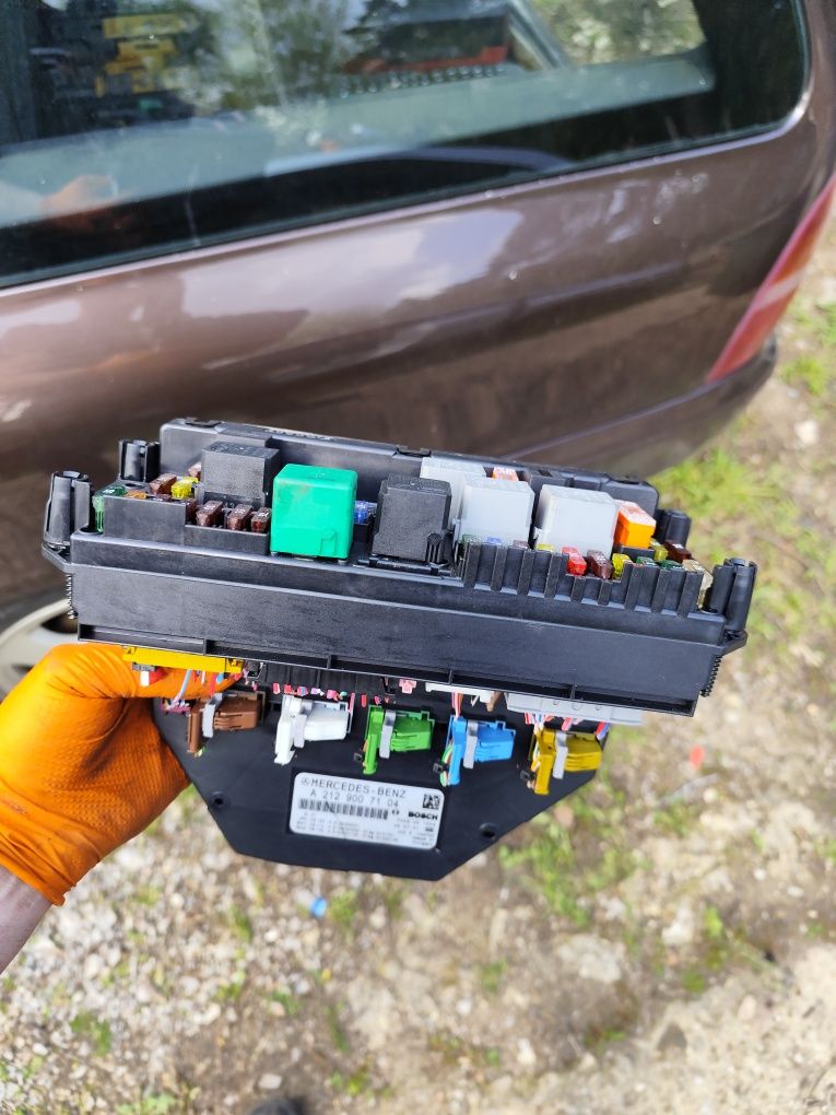 Сам модул Mercedes W207 W204 W212