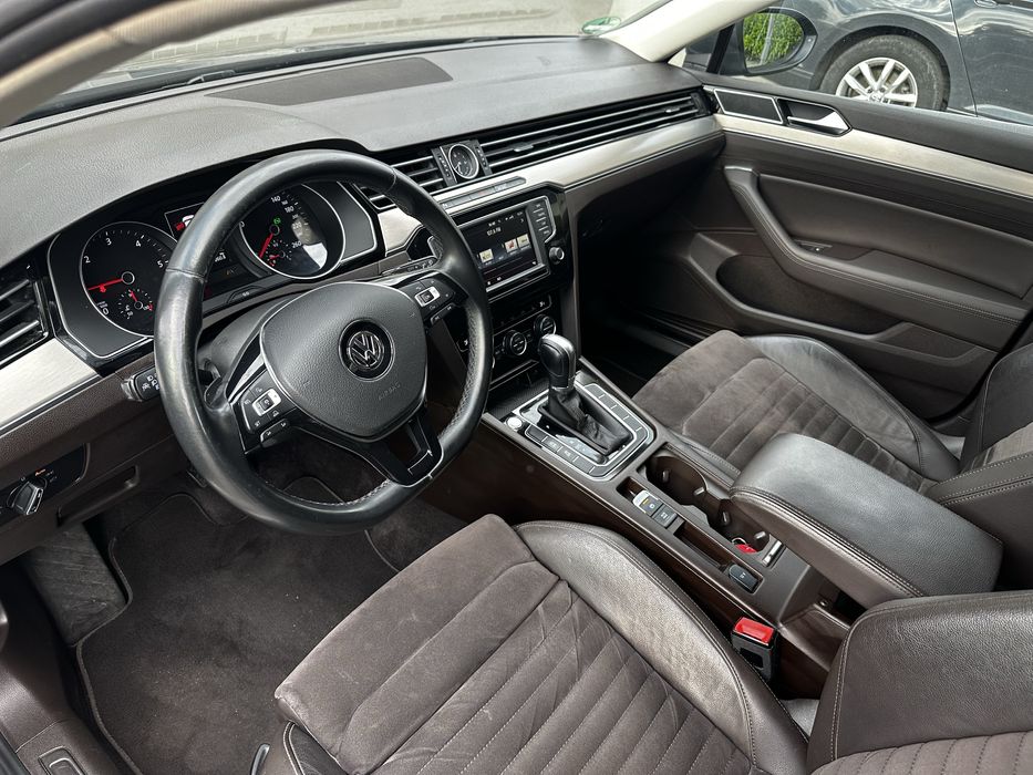 Volkswagen Passat Variant 2.0 TDI Highline 190 cp DSg Euro 6