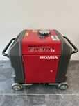 Honda EU 30 is generator curent