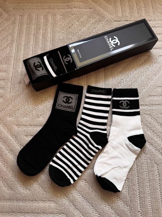 Ароматизирани чорапи в кутия.