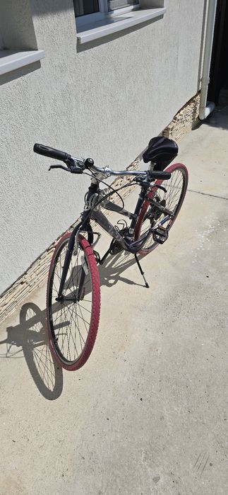 Bicicleta de strada stare foarte buna !!