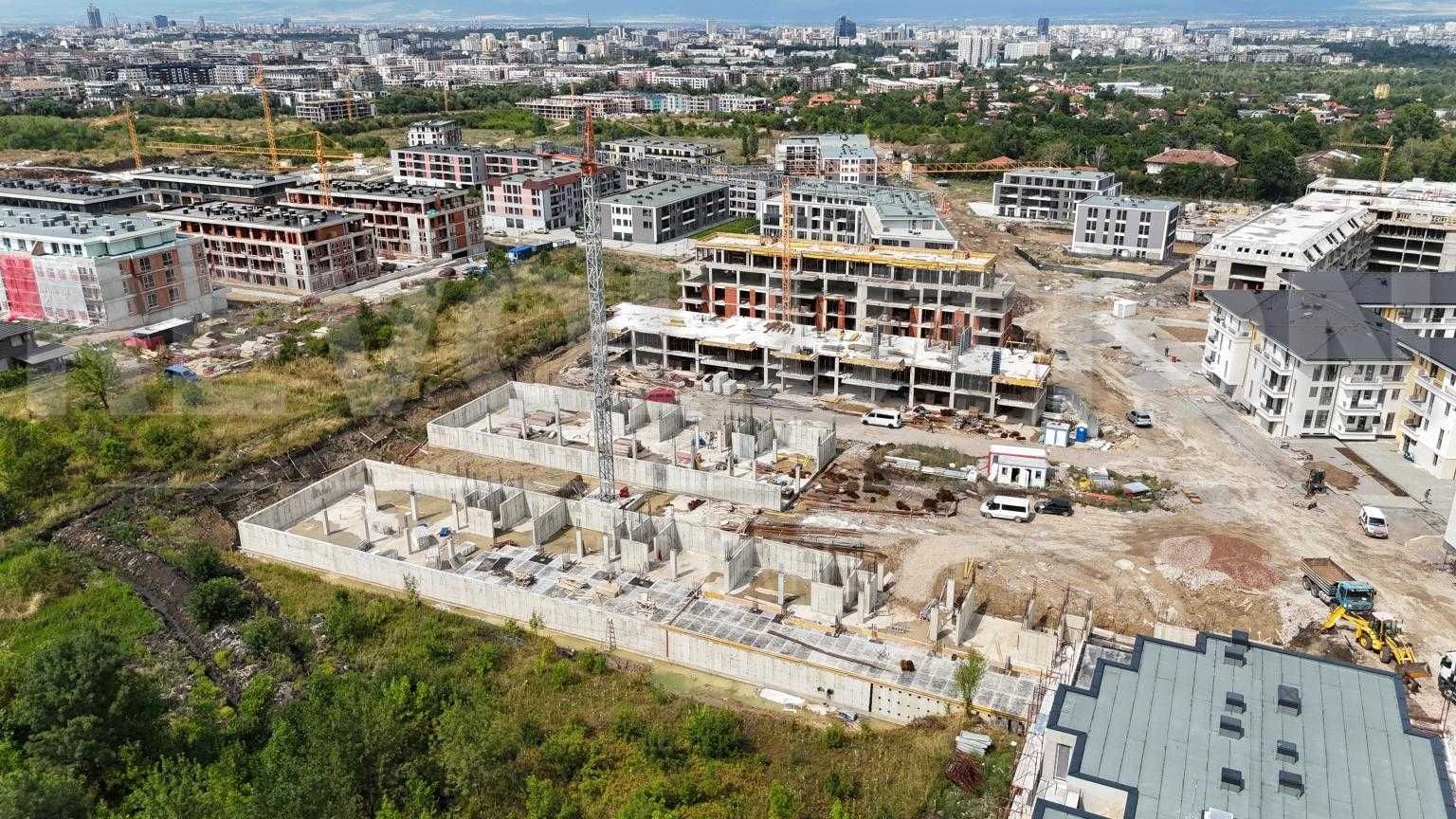 Тристаен апартамент в ж.к. Малинова долина