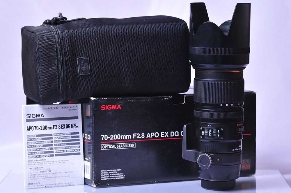 Объектив Sigma 70-200mm f/2.8. Made in Japan.