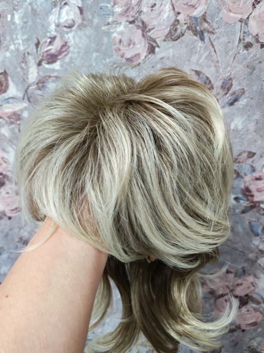 Продам  новый парик