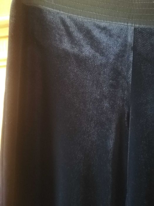 Pantaloni eleganti, by AGNES TOMA, 3/4, catifea de calitate, negri