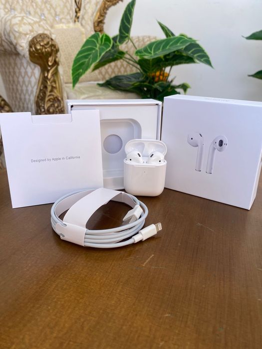 AirPods 2 - Stare excelentă! Noi cutie + cablu