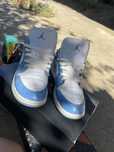 Jordan 1 lou SE marimea 40